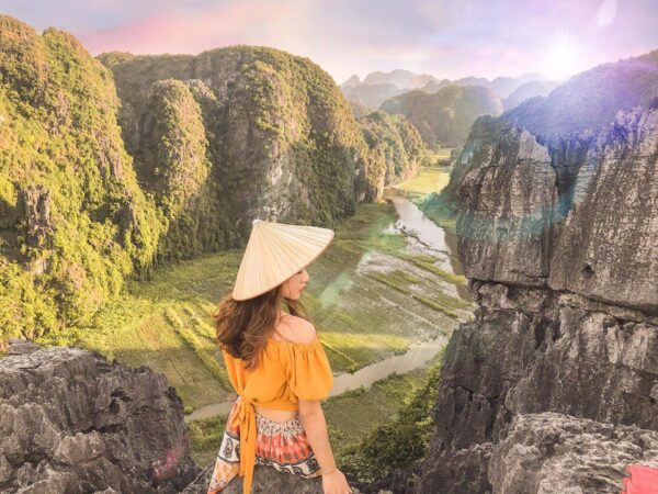 Tour Hoa Lư - Hang Múa - Tràng An 1 Ngày