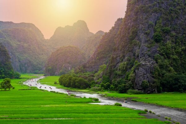 Tour NINH BÌNH - HẠ LONG - 3 Ngày 2 Đêm