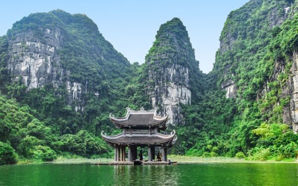 Tour NINH BÌNH - HẠ LONG - 4 Ngày 3 Đêm
